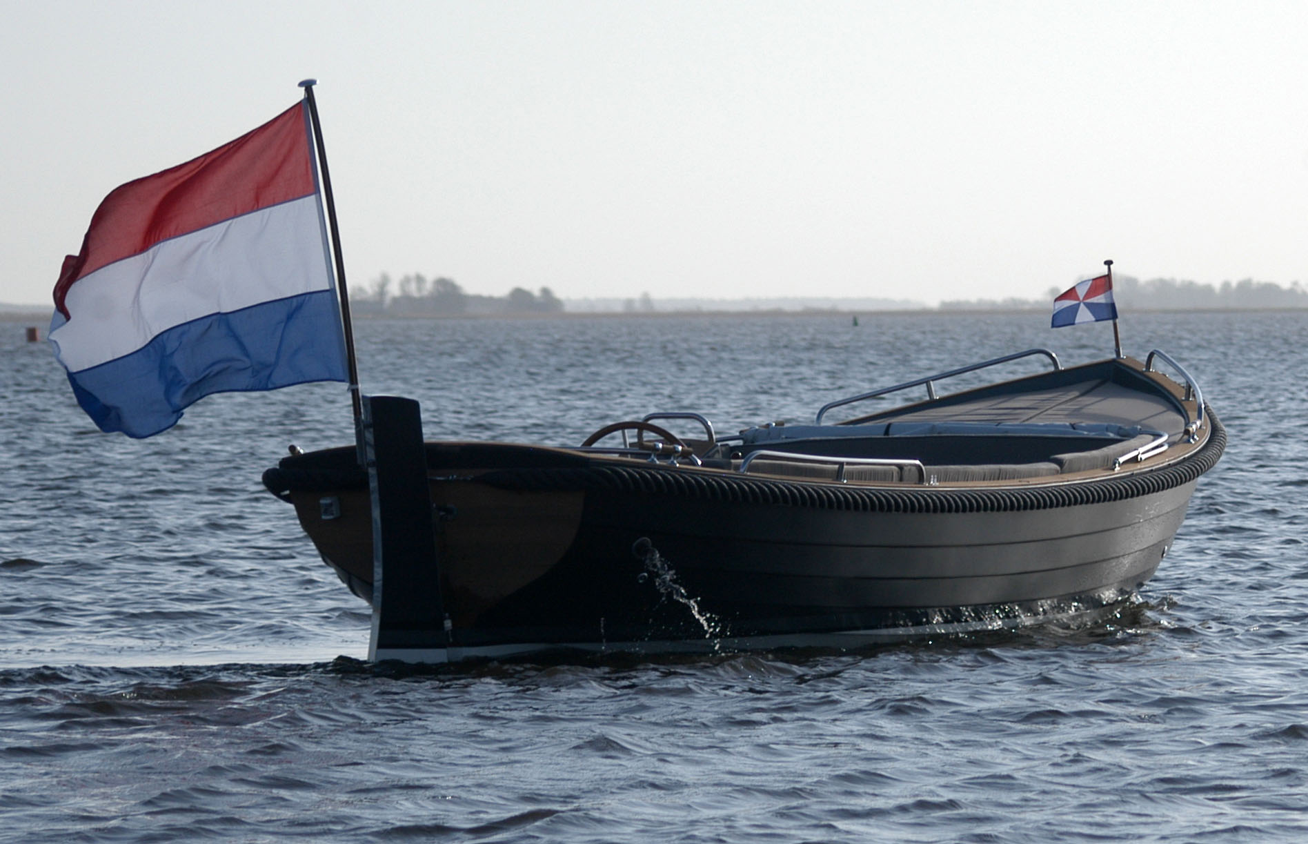 Prins van Oranje - Nieuws Boot Holland